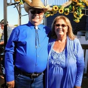 Meet your Posher, Debbie